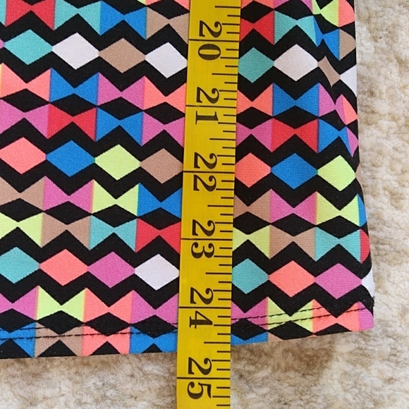 Pure Paradise Zig Zag Empire Waist Tankini Swim Top 36DD Multicolor - Picture 13 of 15